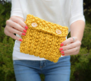 Small knit bag