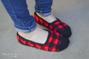 Crochet Plaid Slippers