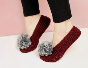 Fur Pom Pom Crochet Slippers