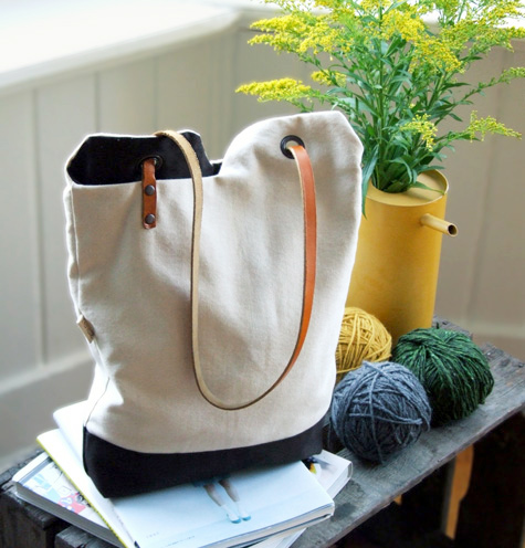 minimalist tote bag